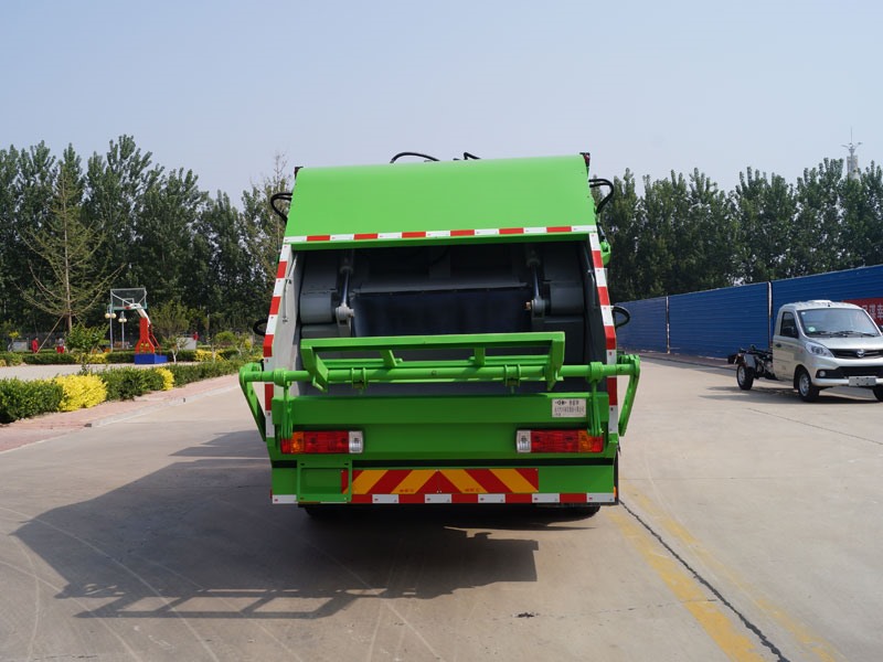 純電動(dòng)壓縮式垃圾車(chē) YYD5120ZYSCBEV(正后)